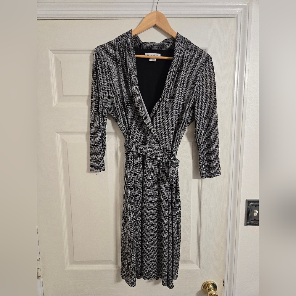 Liz Claiborne faux wrap dress black and white Belted size large